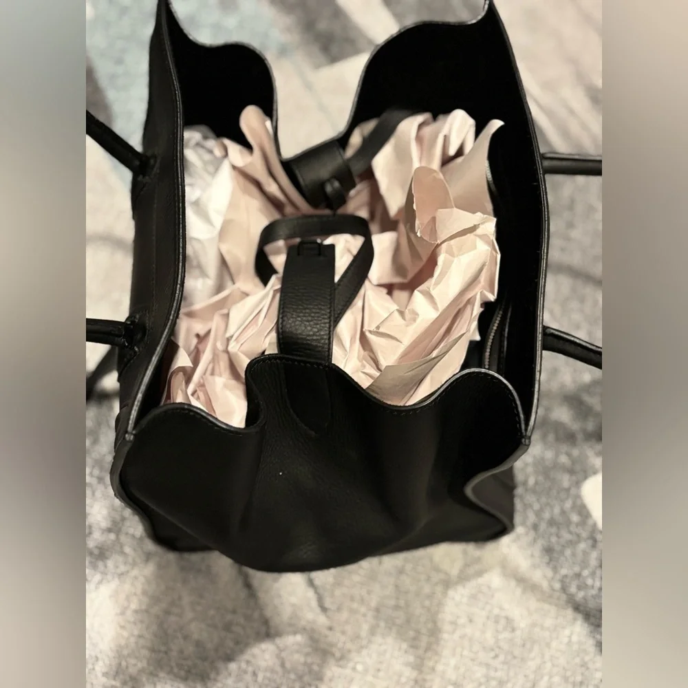 Celine Phantom Black on Black tote. GUC & clean inside. Phoebe era - Picture 5 of 16
